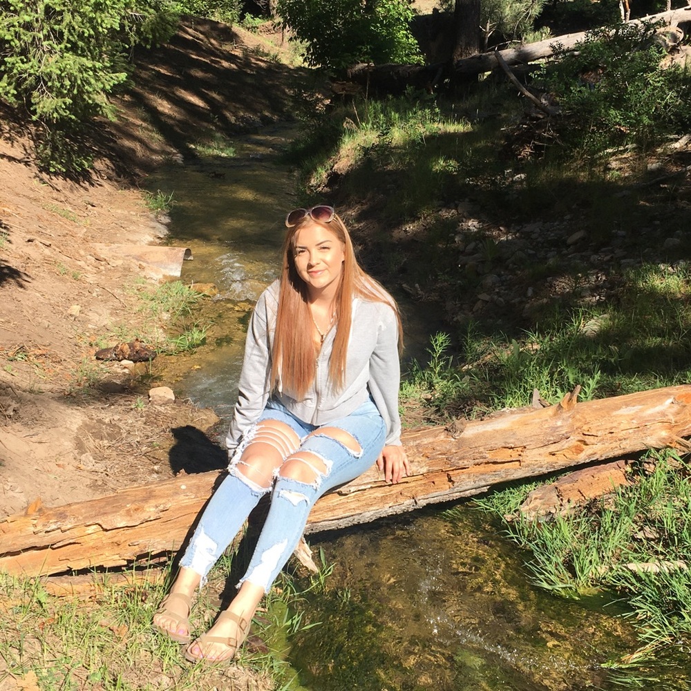 Meet your Posher, Petra